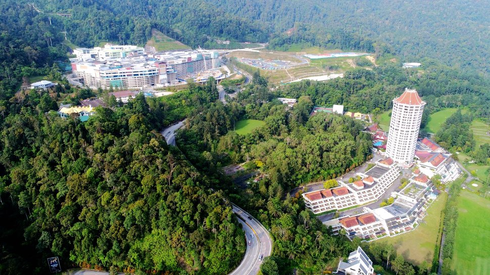 Hotels near Genting Highlands, a breezyresort town located 1800 metres