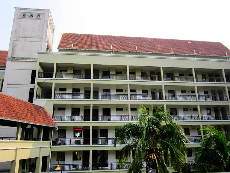 Paradise Lagoon Apartment, Hotel in Port Dickson