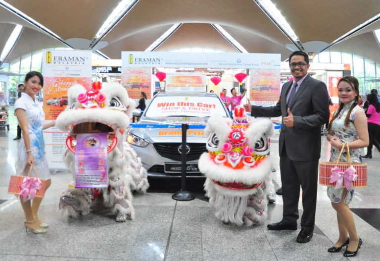 Eraman General Manager Zulhikam Ahmad launches the latest phase of the company’s Shopping Extravaganza campaign; the year-long promotion helped buoy sales during 2016, reported parent company Malaysia Airports