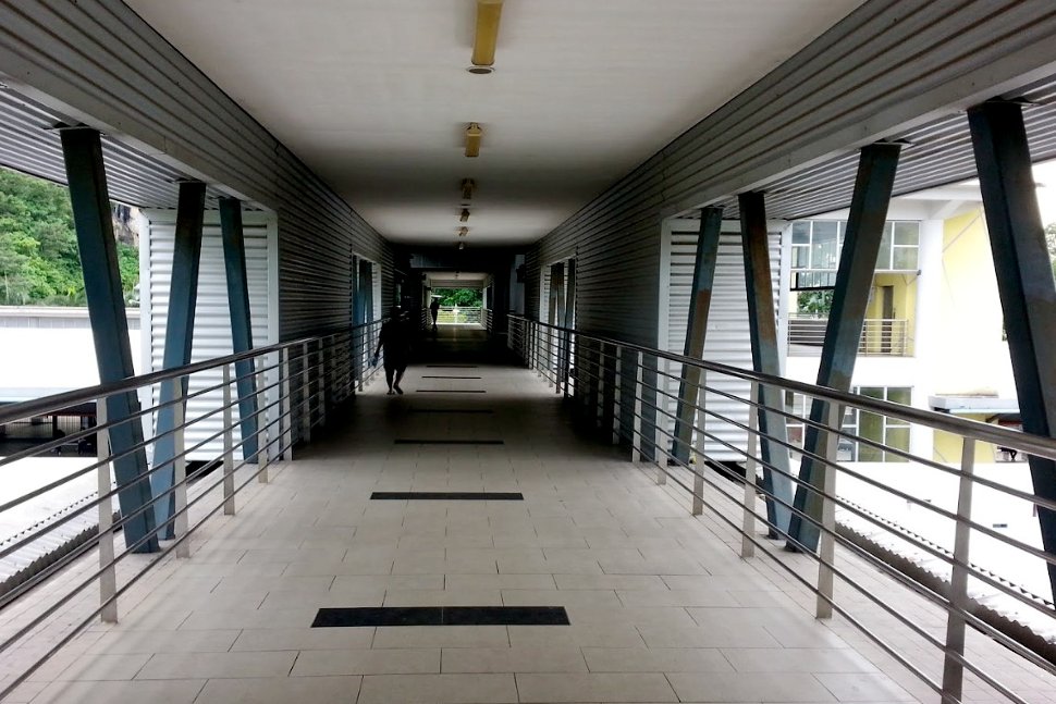 Pedestrian walkway to the station