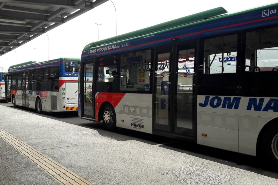 Feeder buses waiting at station