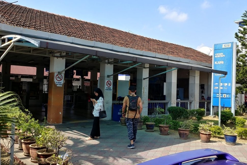 Klang KTM Komuter station