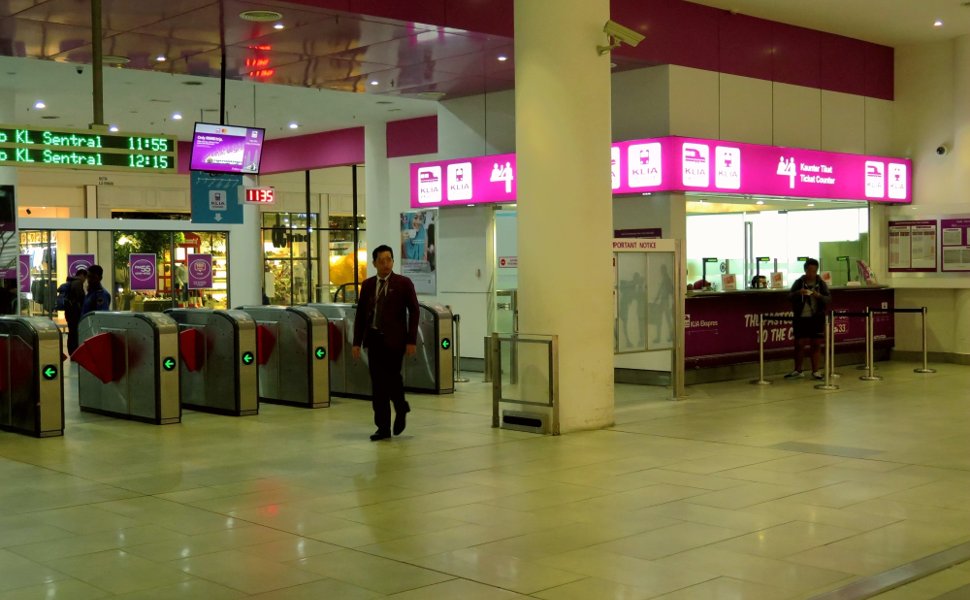 Entrance and ticket counter at klia2 ERL station
