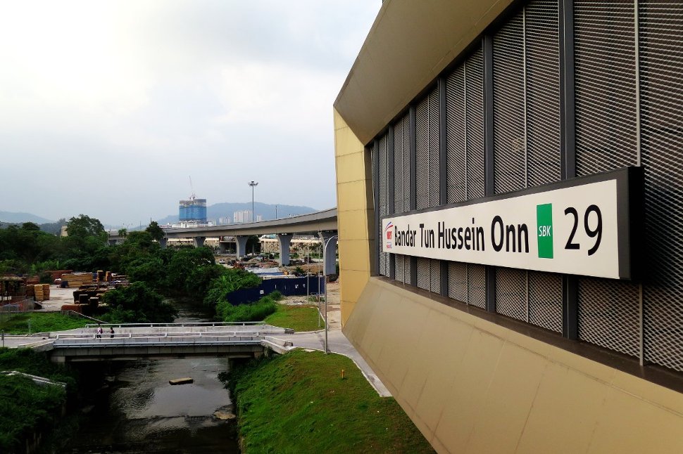 View of Bandar Tun Hussein Onn MRT station from pedestrian walkway