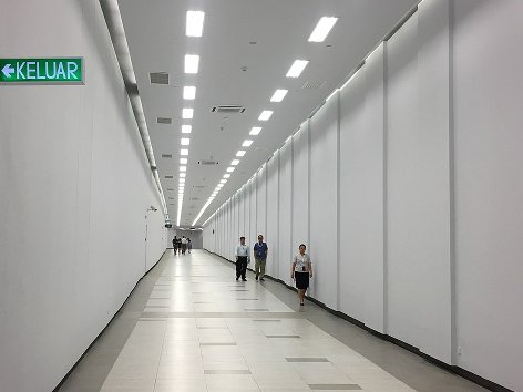 Linkway towards MyTown Shopping Centre.