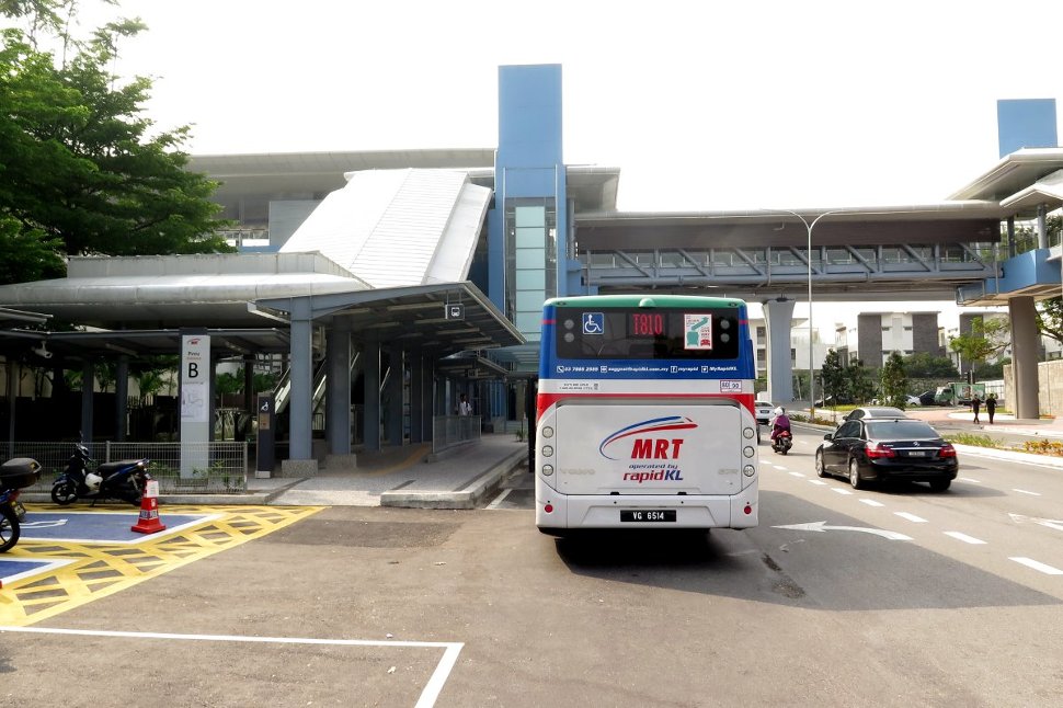 Entrance B at Mutiara Damansara station