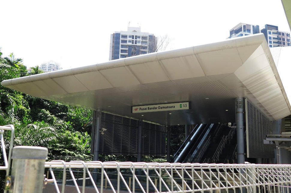 Entrance A: West side of Sprint Highway, Pusat Bandar Damansara MRT station
