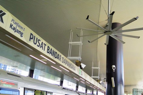 Boarding platform at Pusat Bandar Damansara MRT station