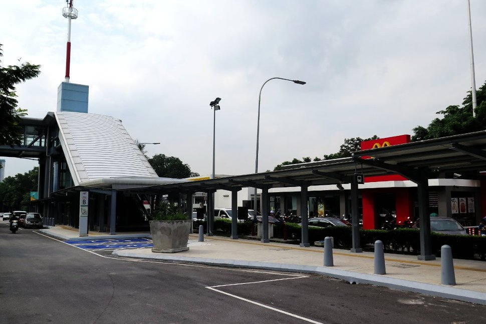 Entrance B of Taman Midah station