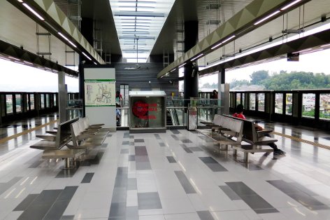 Boarding platform at Taman Suntex station