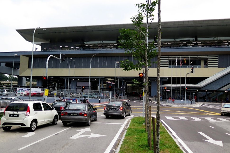 View of the Taman Suntex MRT Station