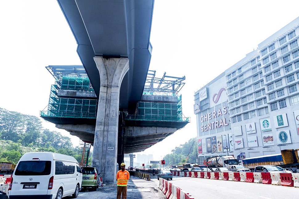 Construction of the Taman Connaught Station. Oct 2015