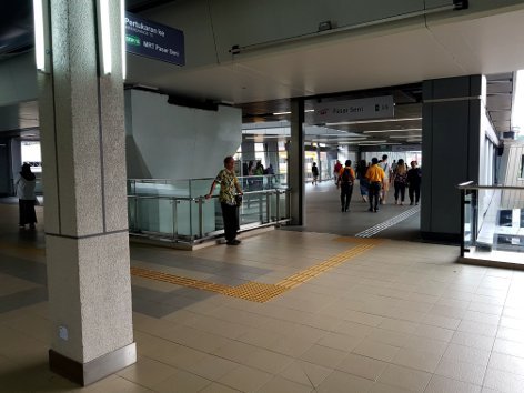 Signage from LRT station to MRT station