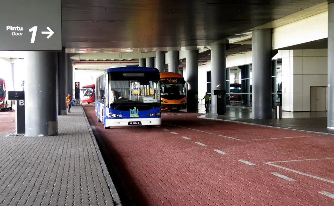 Bus Boarding Platforms at klia2