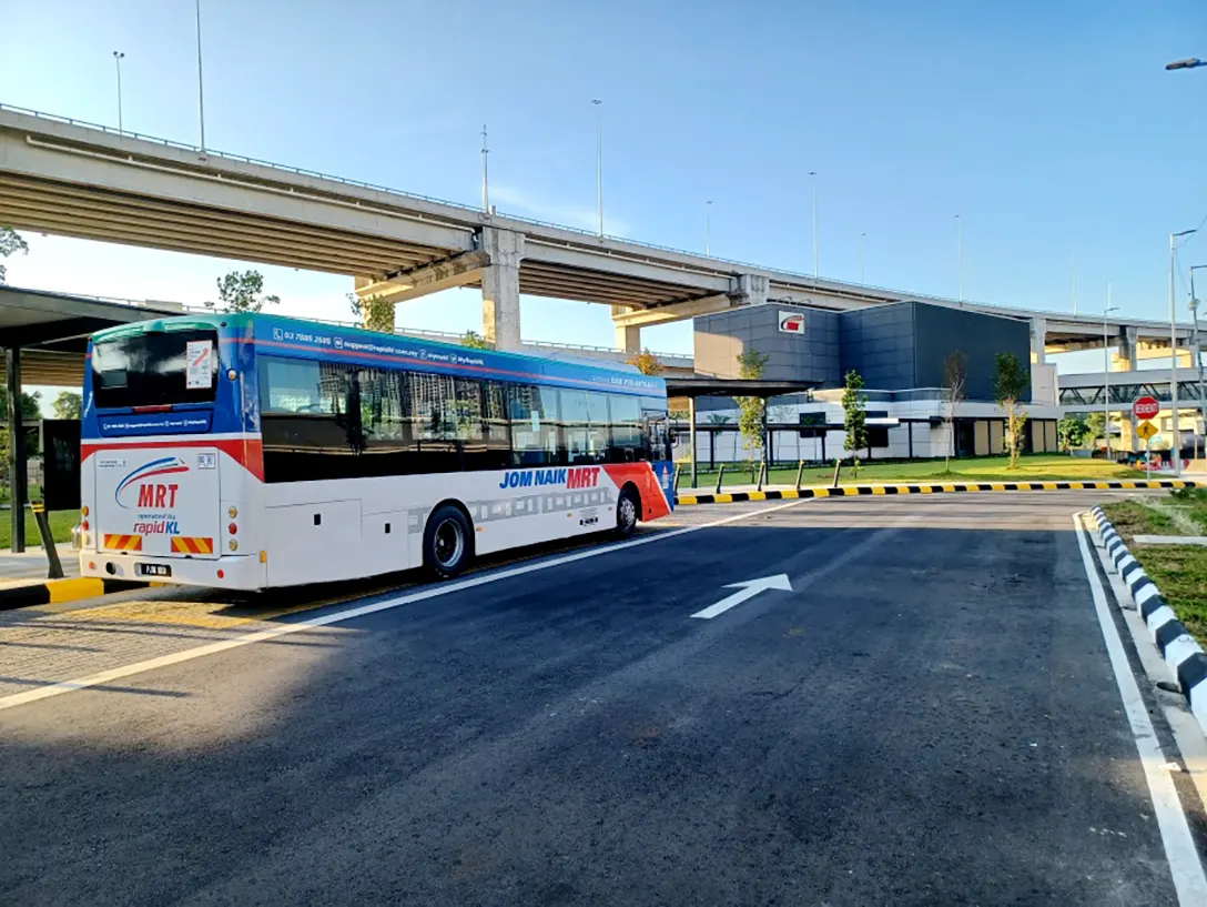 Feeder bus waiting at the Entrance A of Chan Sow Lin MRT station