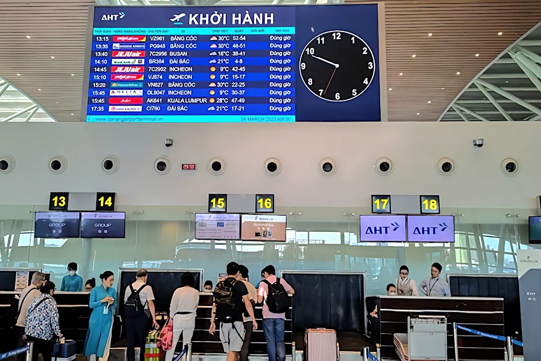 Check in counters at the public concourse, Da Nang International Airport