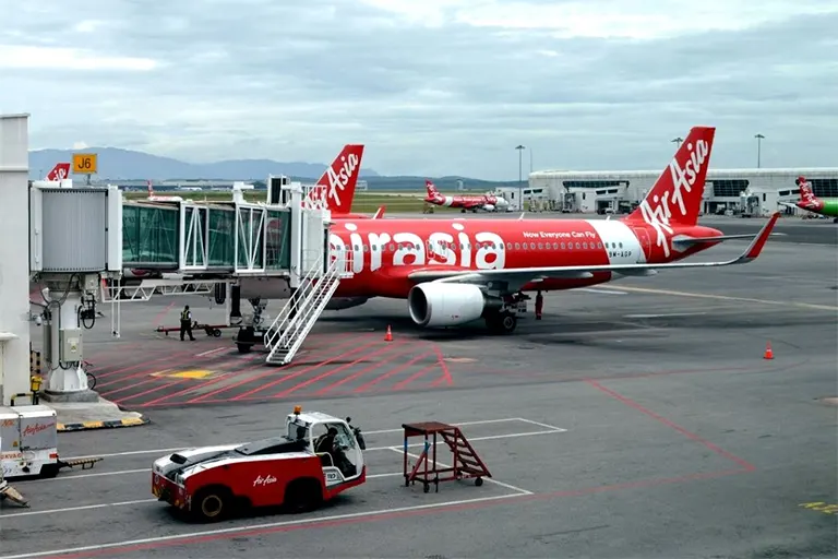 AirAsia flight connected with the Aerobridge