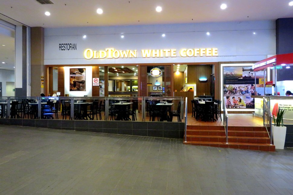 OldTown White Coffee near Arrival hall