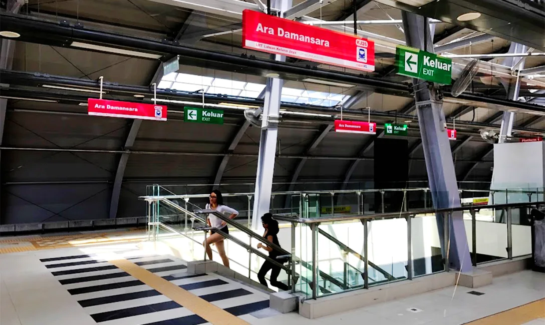 Boarding platforms at the Ara Damansara LRT Station