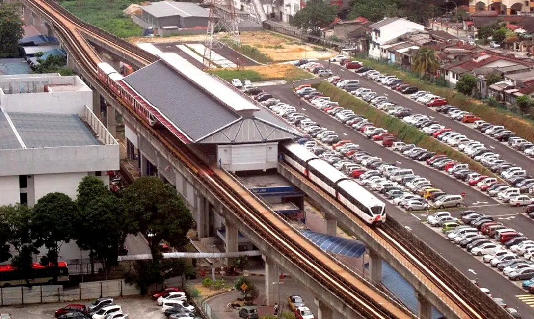 Aerial view of Asia Jaya LRT station