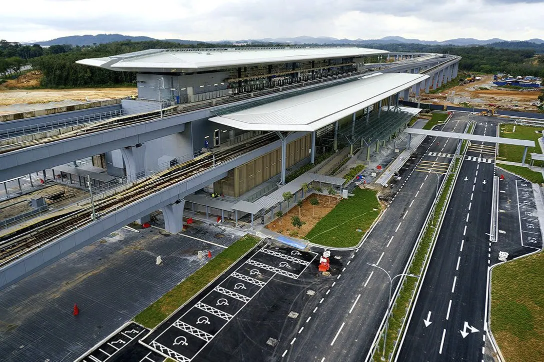 View of the completed Kwasa Damansara MRT Station.