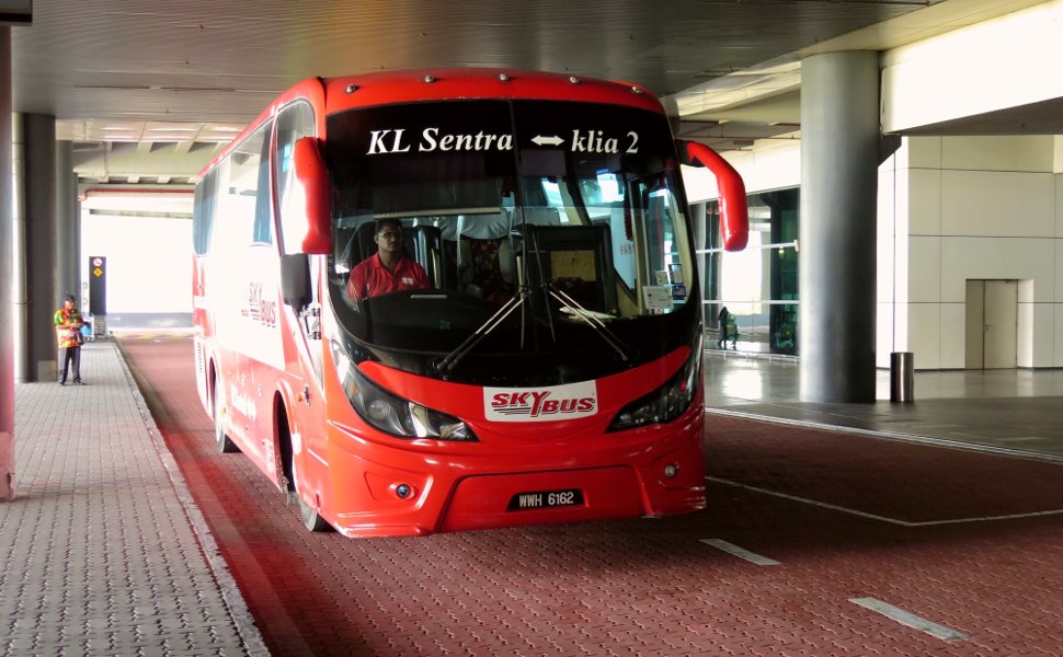 Skybus, buses from klia2 to KL Sentral & One Utama shopping mall