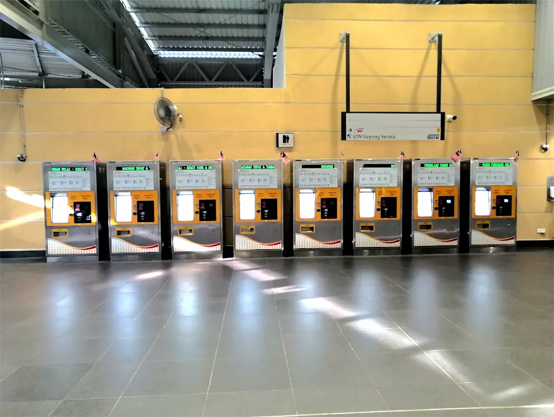 Ticket vending machines at the Sri Damansara Timur MRT station