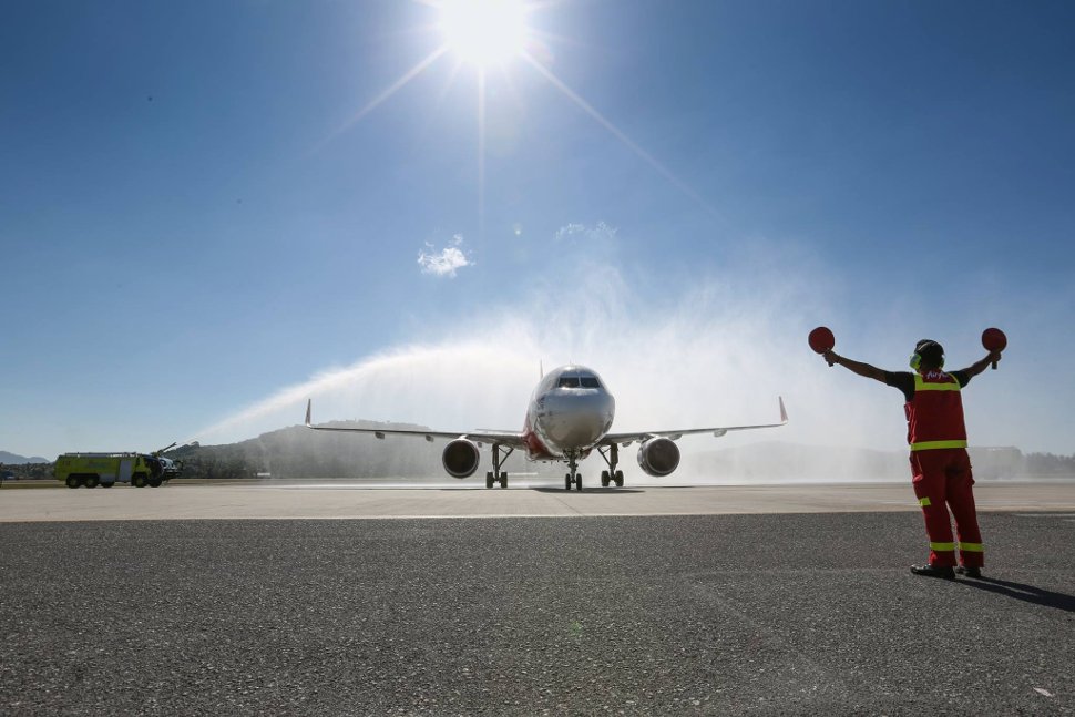 AirAsia flight receiving a water salutation at klia2