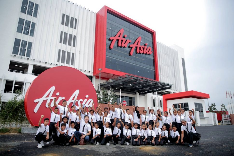 Front Area, AirAsia RedQ