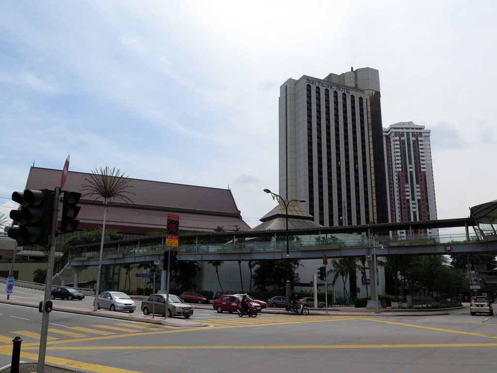 Seri Pacific Hotel, Hentian Putra Bus Terminal