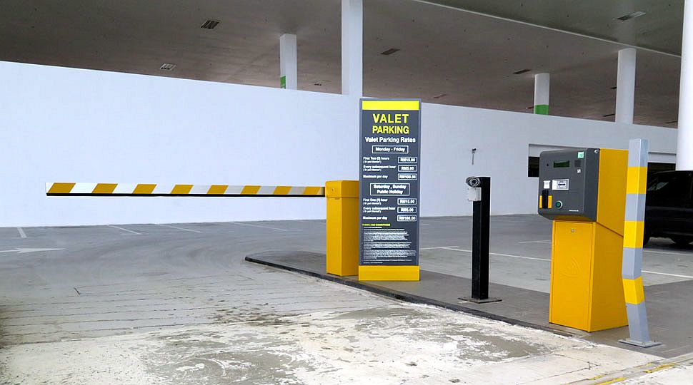 Entrance to Valet Parking