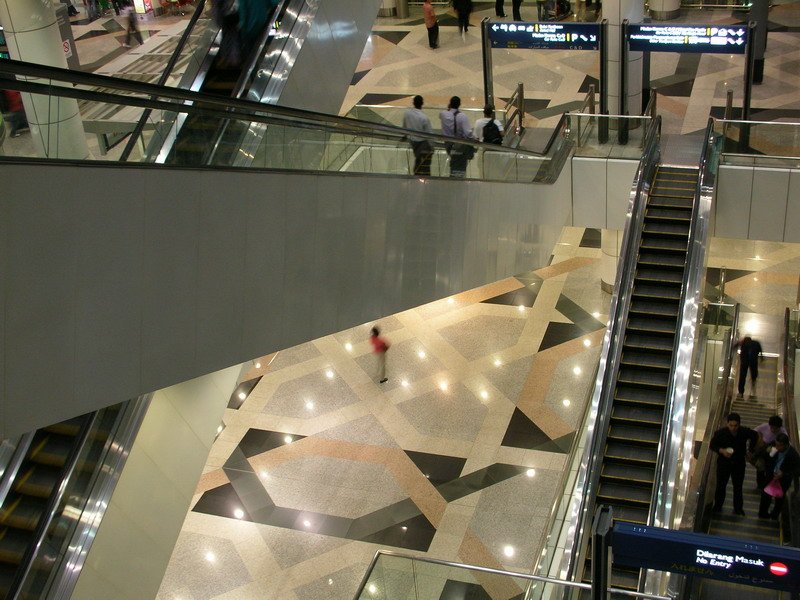 Escalators for floor access between level 5 and 3