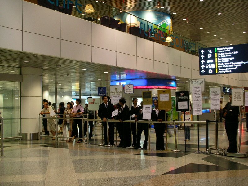 Arrival Hall, Level 3