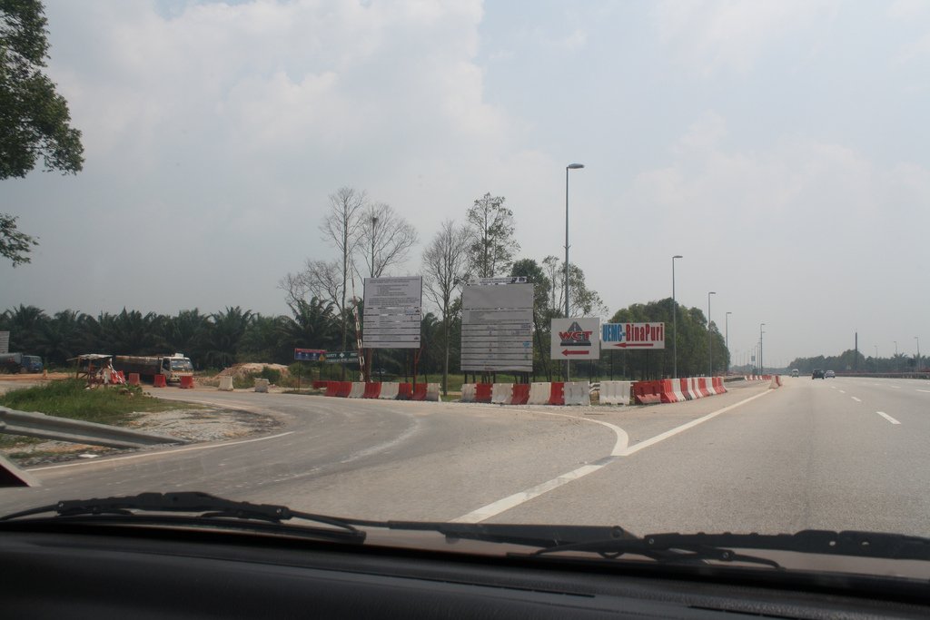 Roads leading to klia2 terminal, 4 July 2011