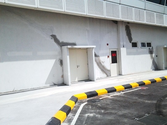 Remedial works to cracks in the terminal building at klia2
