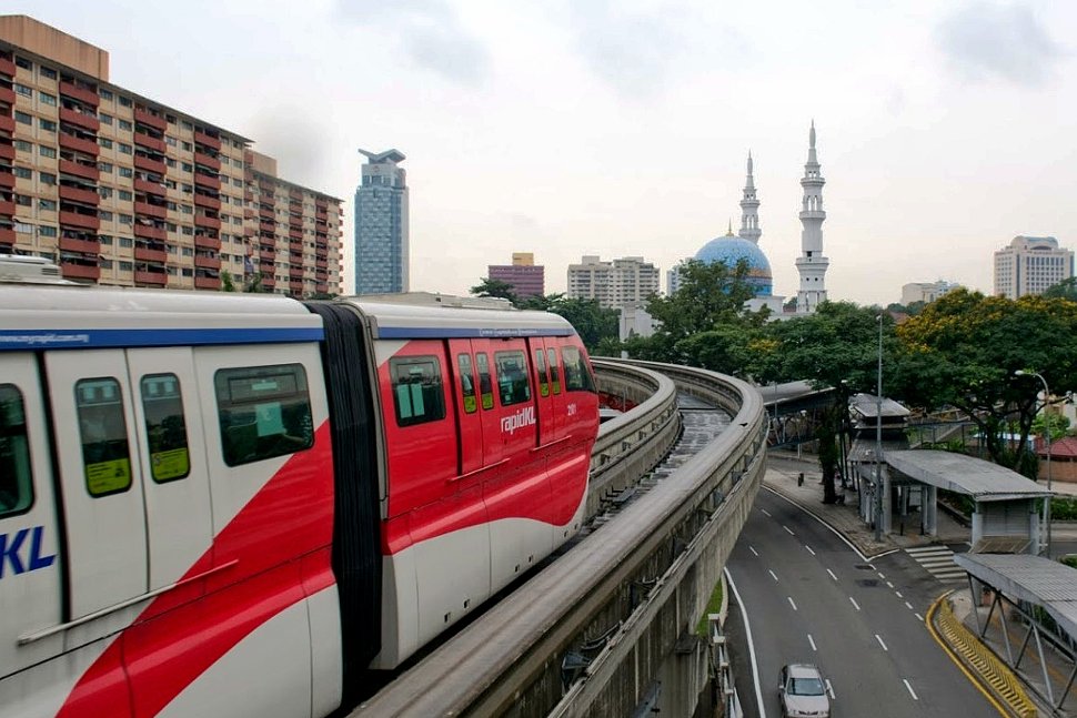 Monorail train passing the Hang Tuah station