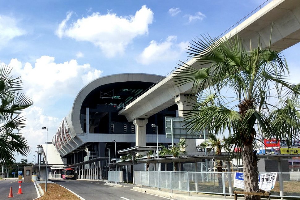 IOI Puchong Jaya LRT station