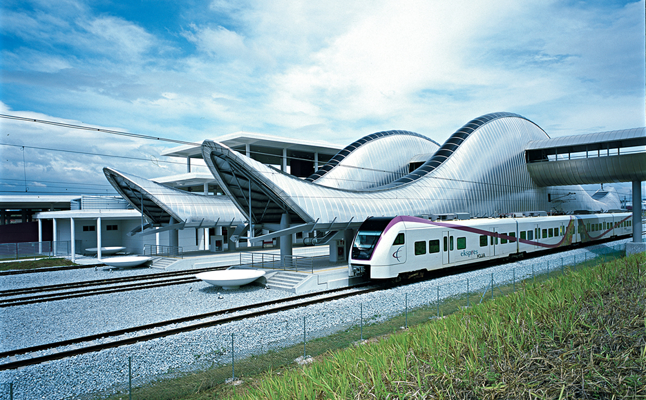 KLIA Transit Train Services At The KLIA2 Kuala Lumpur International ...