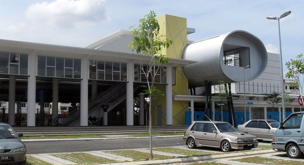 Entrance to the Kampung Batu KTM Komuter station