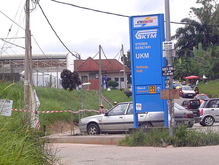 UKM KTM Station, short distance to the National University of Malaysia