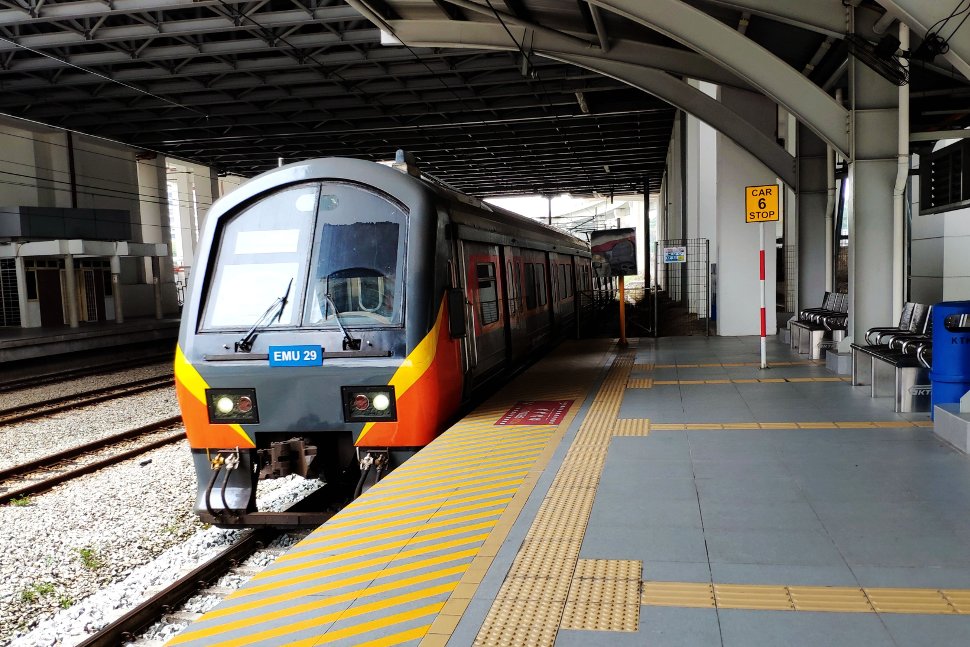 Skypark Link train (EMU 29) waiting at Subang Jaya station