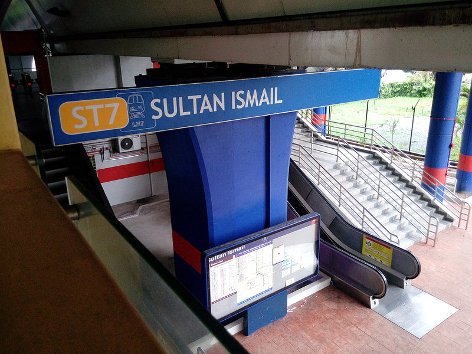 Sultan Ismail LRT station