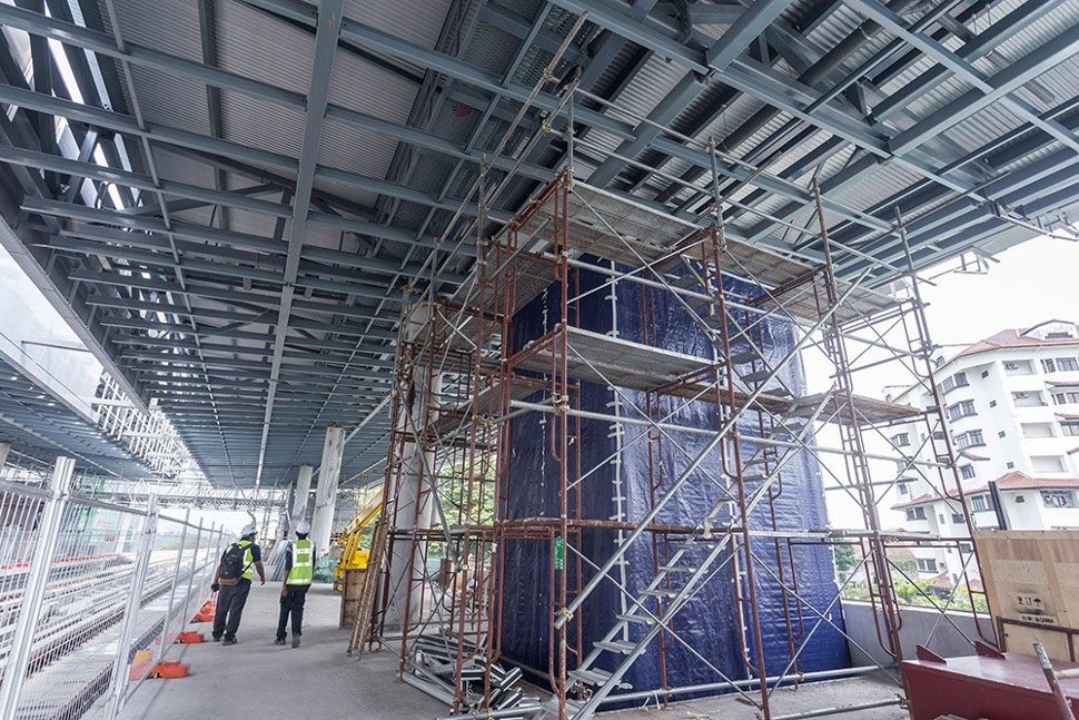 The structure for the lift at the platfrom level of the Semantan Station. (Dec 2015)