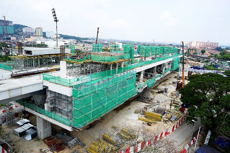 Construction of the Stadium Kajang Station in progress. Jul 2015