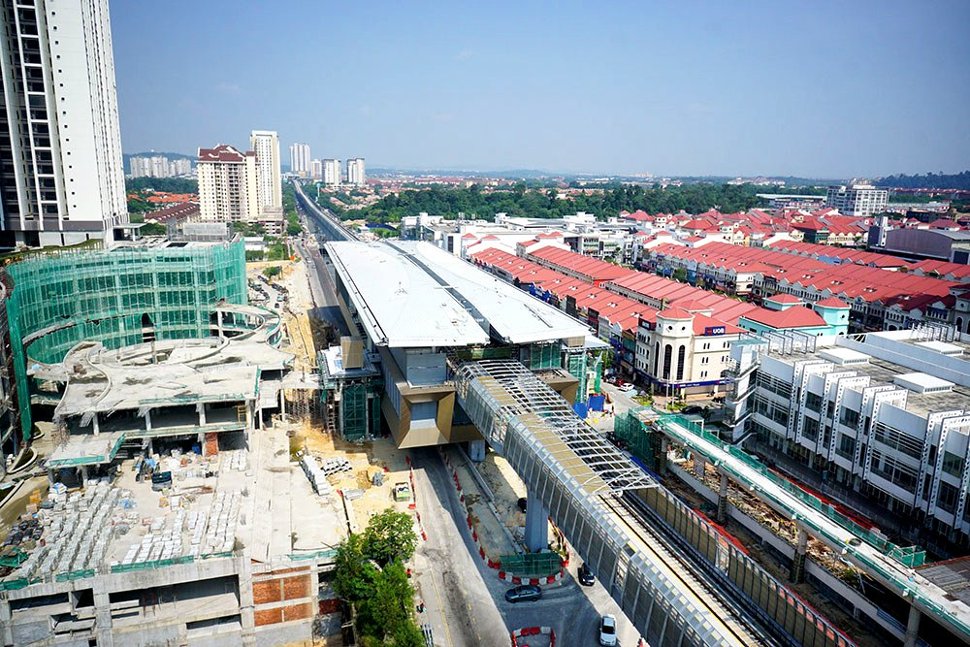 View of the construction of the Surian Station in progress. (Apr 2016)
