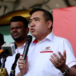 Batik Air delay was because pilots exceeded flight time limit, says Loke