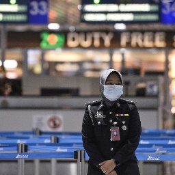 Malaysians Stranded In KLIA For Hours After Being Denied Entry Over Travel Ban Confusion