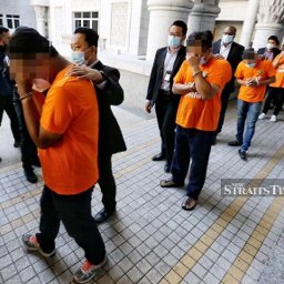MACC nabs 27 Immigration officers involved in syndicate which caused ‘serious breach’ in country’s borders