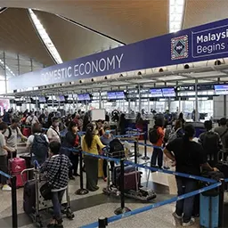 Long lines, neglected loos: Malaysian associations urge facelift for KL airport to draw tourists