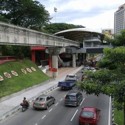 Maharajalela Monorail station, station serving Jalan Maharajalela and Petaling Street (Chinatown )